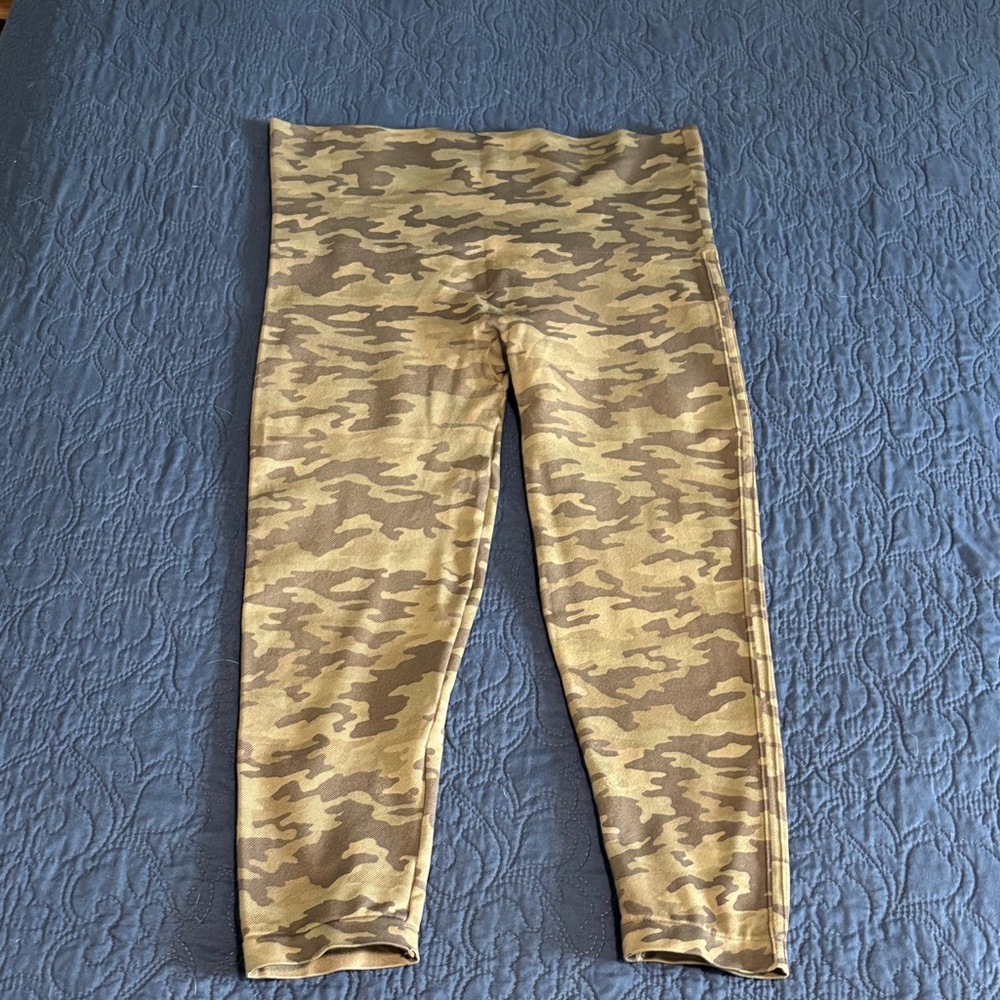 Camo SPANX - Picture 3 of 4